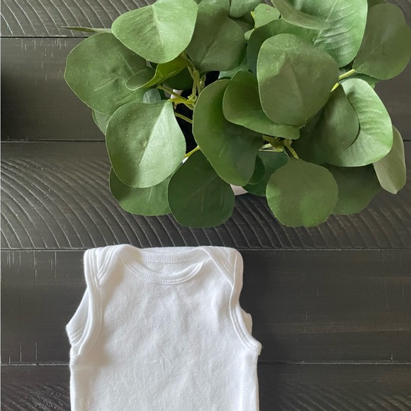 Carters New Born Onsie Bundle - Picture 3 of 3